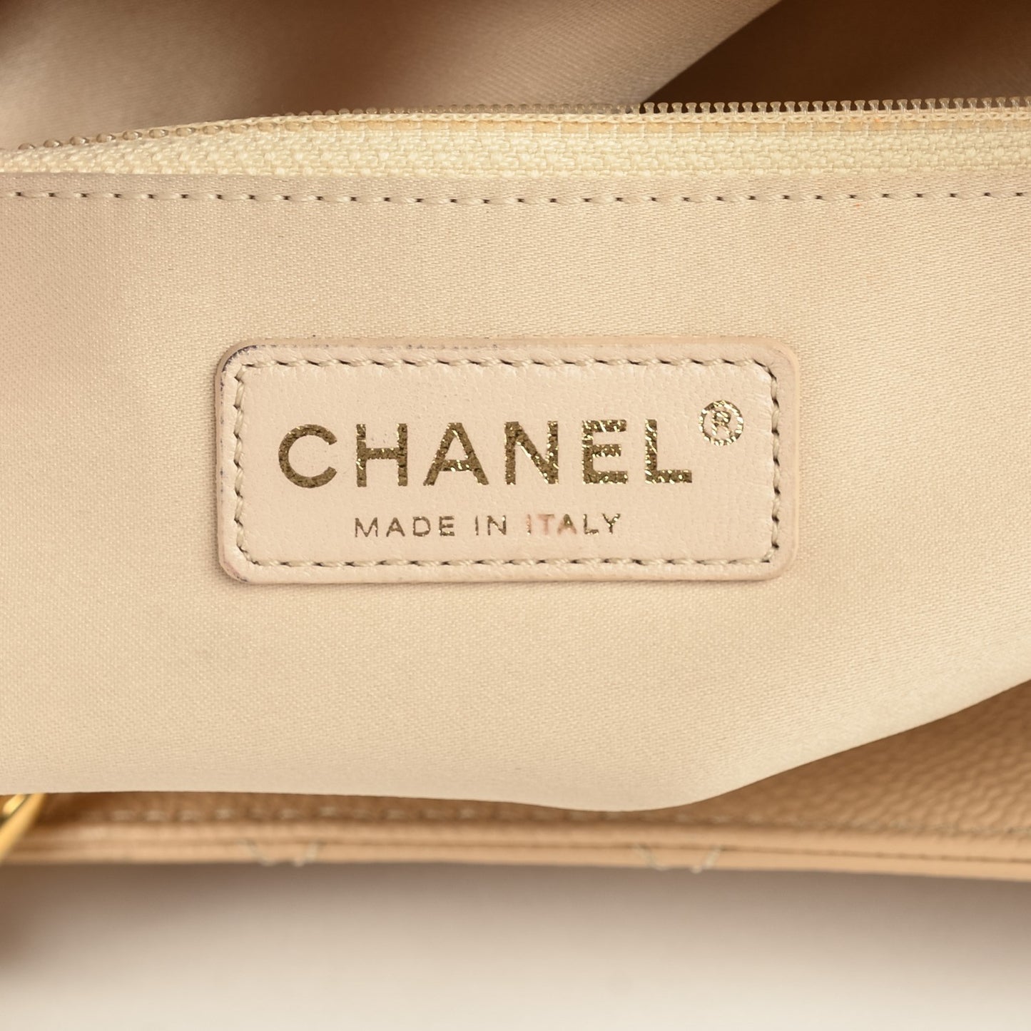 Caviar Quilted Grand Shopping Tote GST Beige Clair