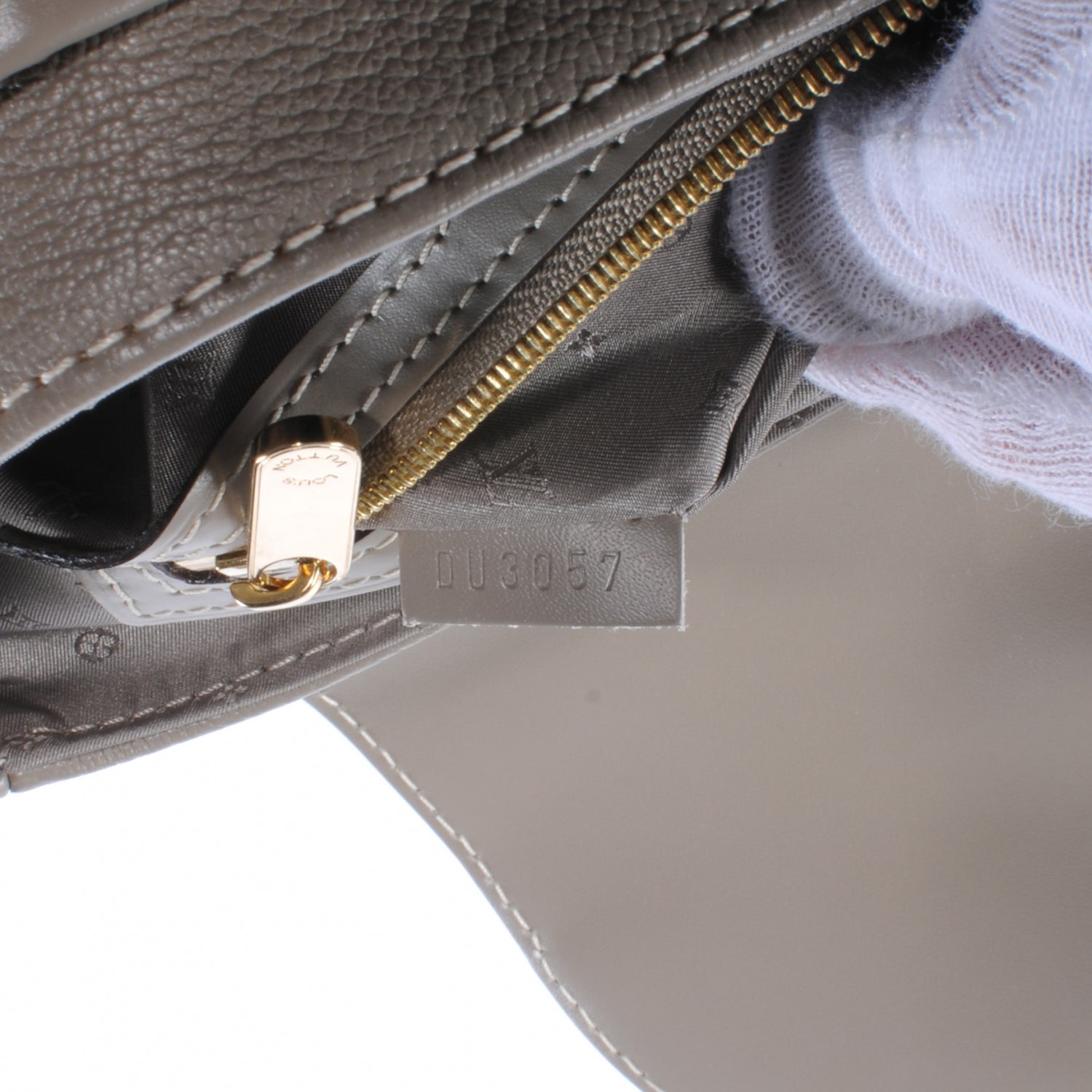 Louis Vuitton Suhali Le Confident Verone 6 of 7