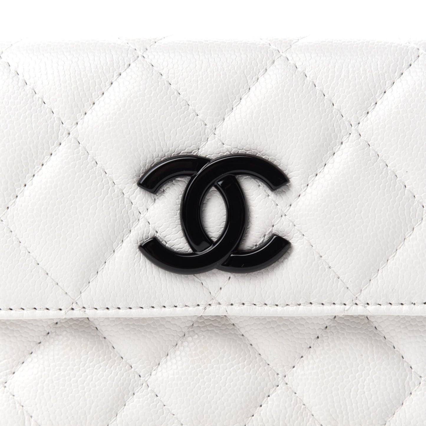 Caviar Quilted My Everything Belt Flap Card Holder White