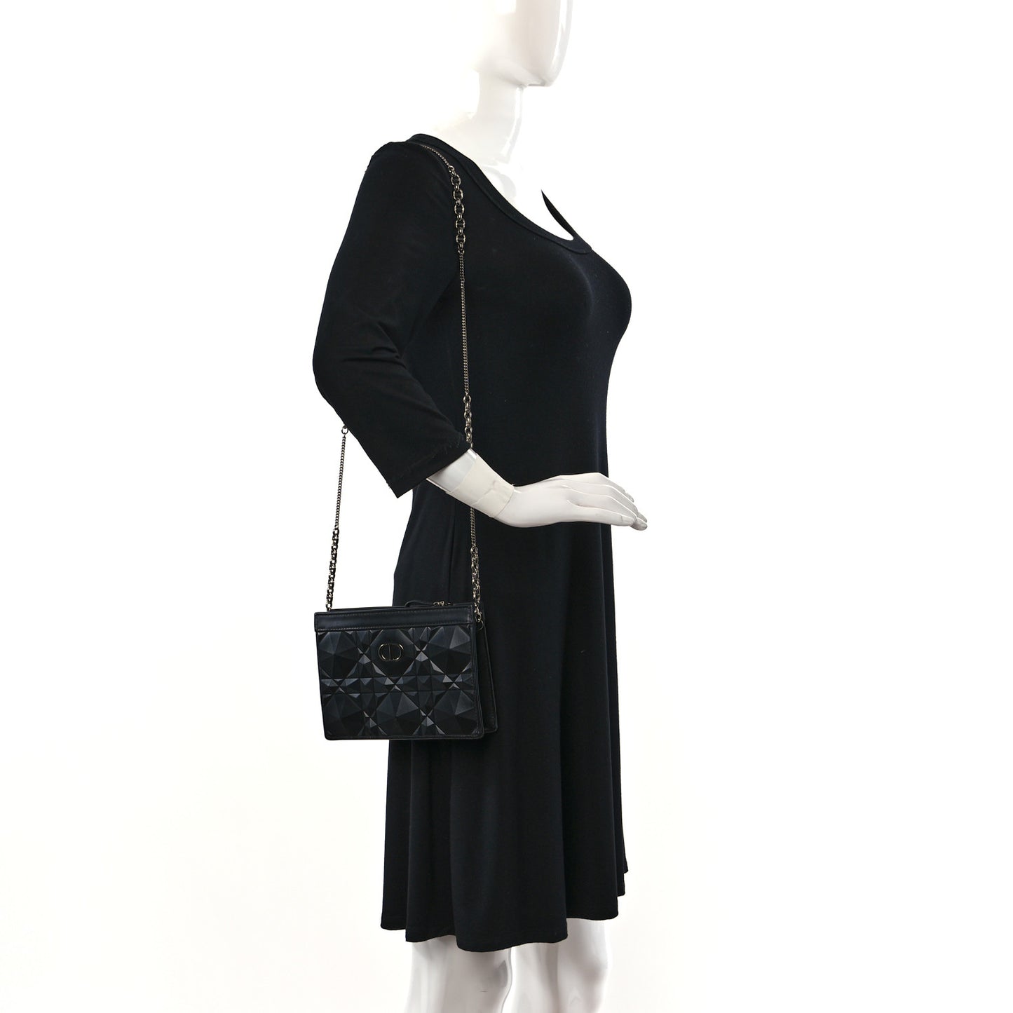 Calfskin Macrocannage Diamond Caro Zipped Pouch With Chain Black