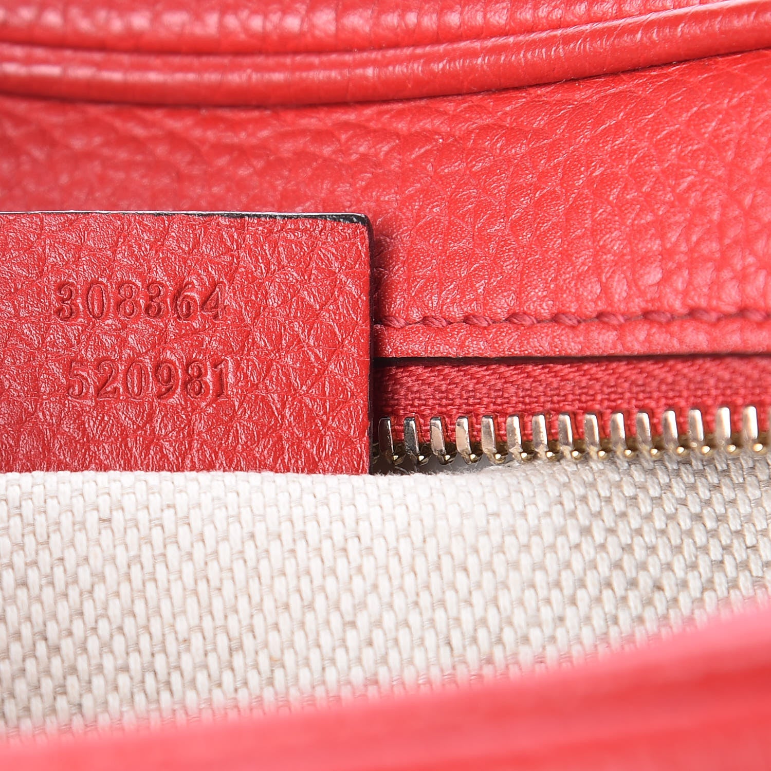 Gucci Pebbled Calfskin Small Soho Disco Bag Tabasco Red 7 of 11