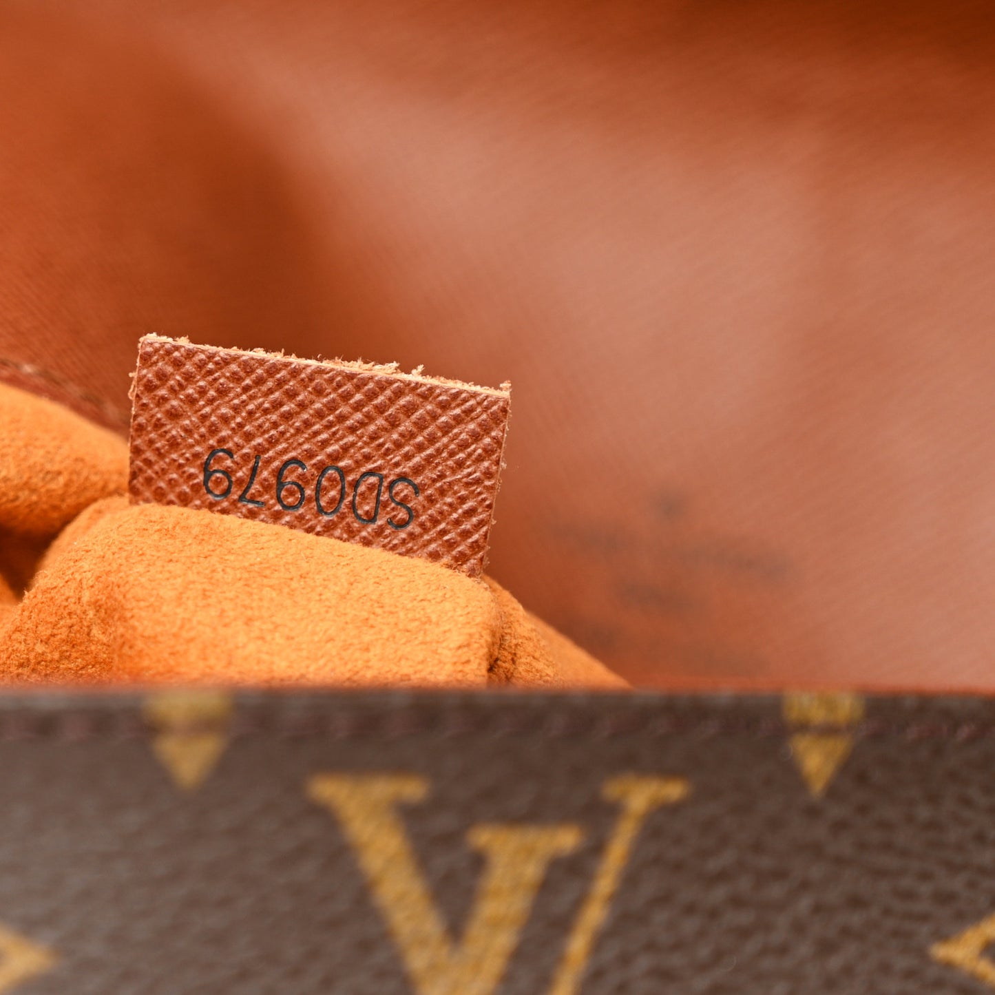 Monogram Musette Tango