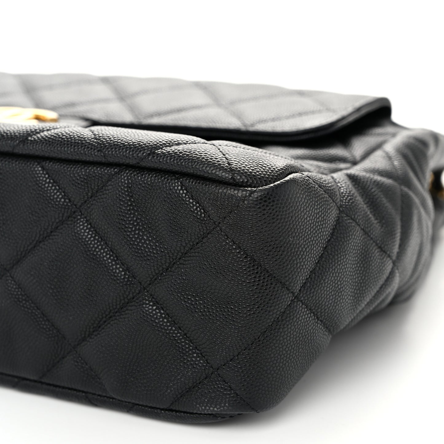 Caviar Quilted Large Wavy CC Hobo Black