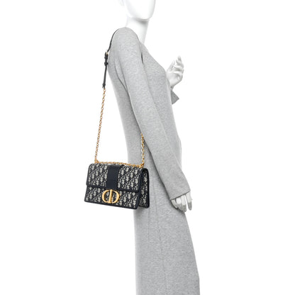 Christian Dior Oblique 30 Montaigne Chain Flap Bag Blue 2 of 10