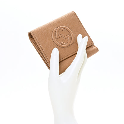 Gucci Pebbled Calfskin Soho Compact Flap Wallet Camelia 2 of 7