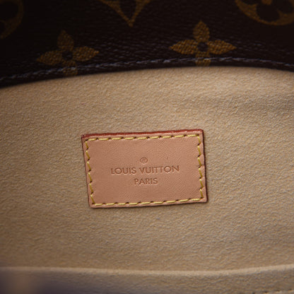Louis Vuitton Monogram Artsy MM 6 of 9