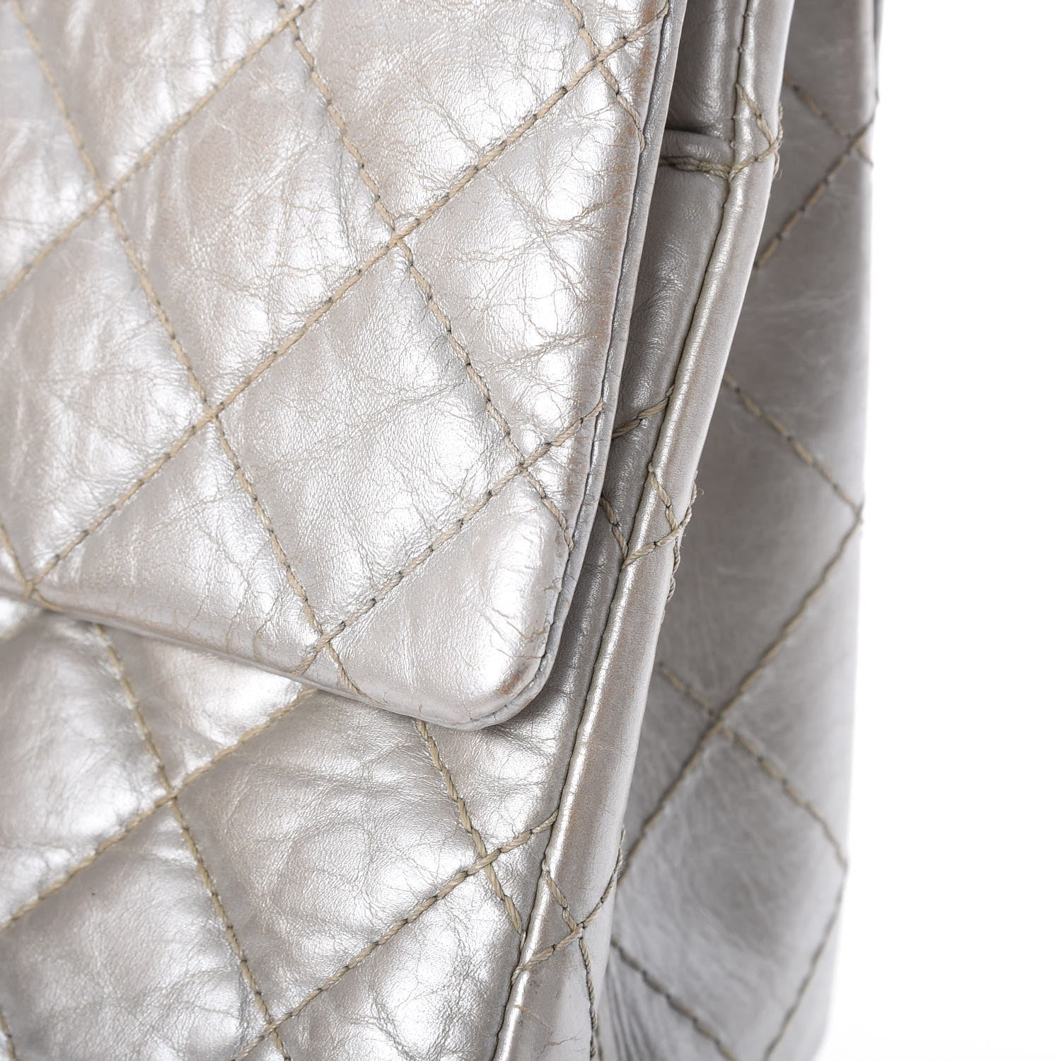 Chanel Metallic Aged Calfskin Quilted 2.55 Reissue 226 Flap Silver 11 of 17