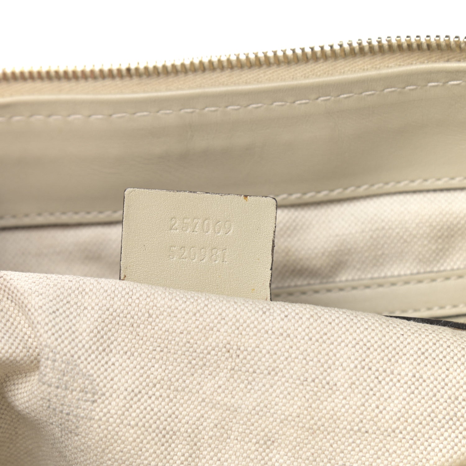 Gucci Monogram Small Lovely Heart Tote White 7 of 17
