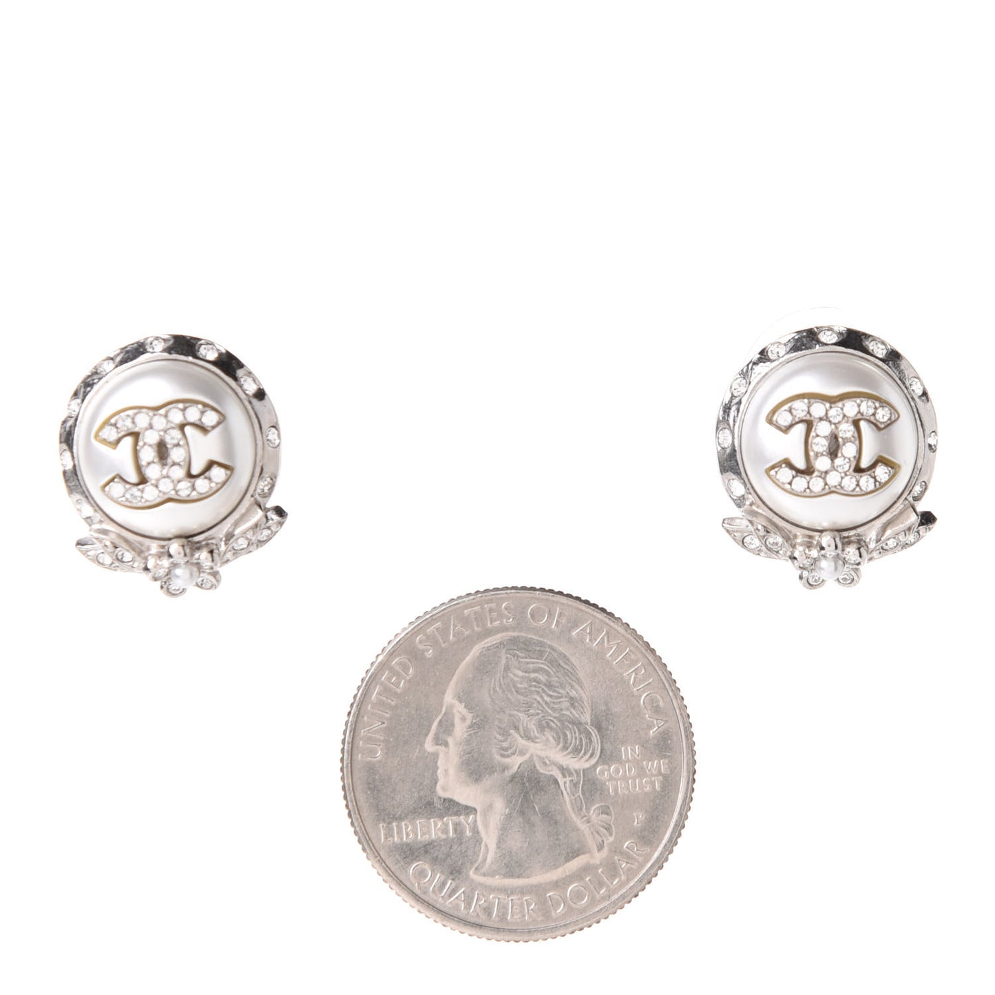 Pearl Crystal CC Round Earrings Silver