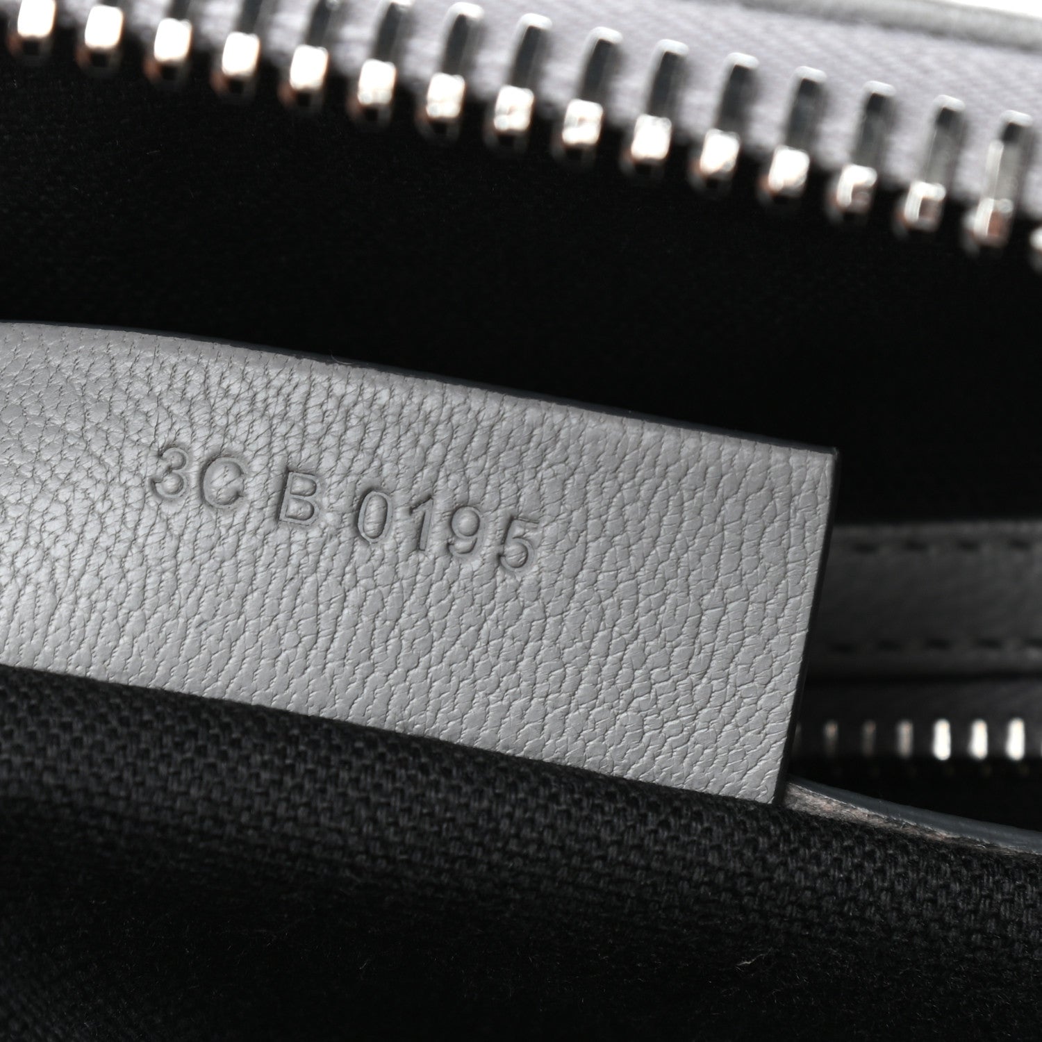 Givenchy Sugar Goatskin Small Antigona Pearl Grey 7 of 11