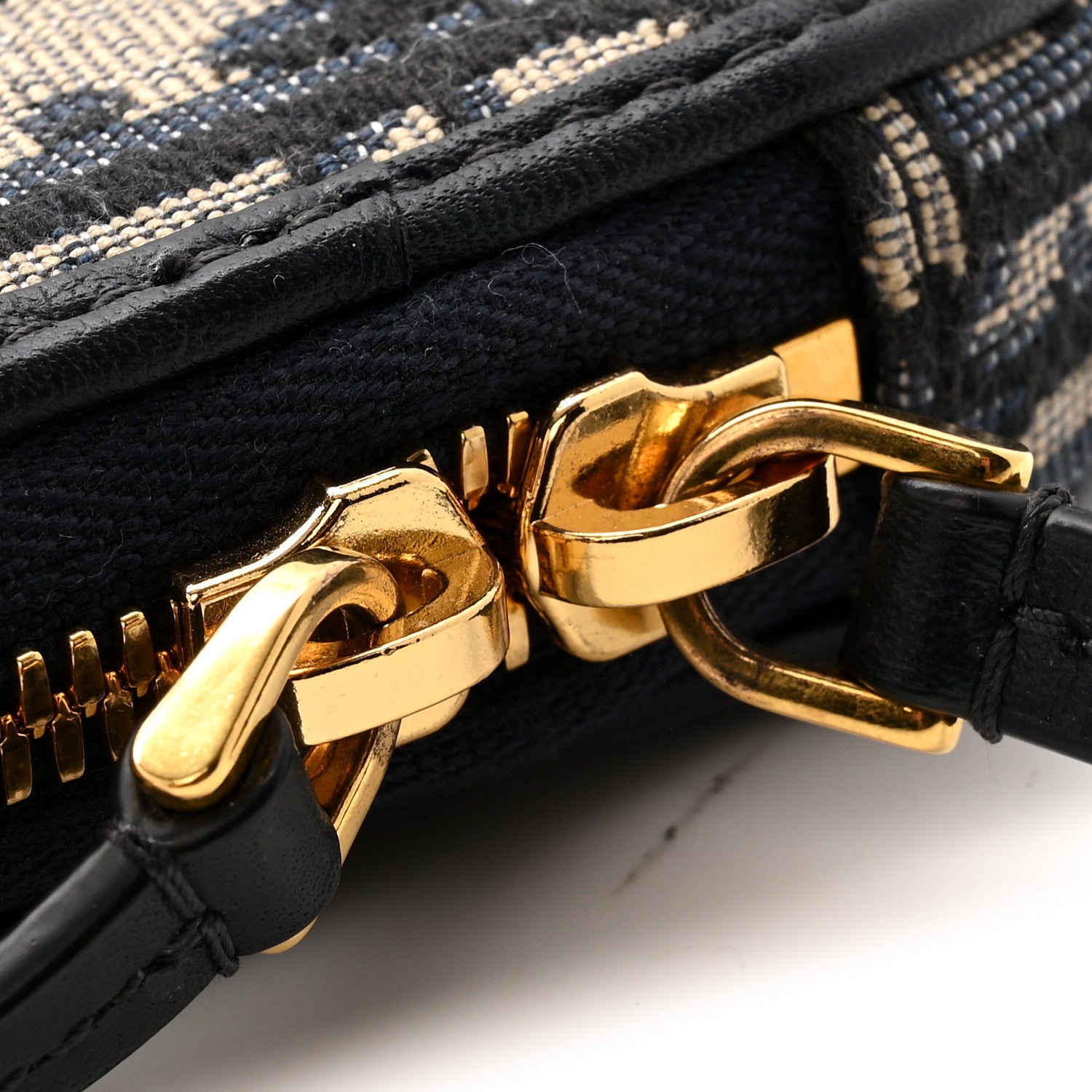 30 MONTAIGNE フォンホルダー 国内発送】 DIOR《30 Montaigne Call'in Dior》フォンホルダー (Dior