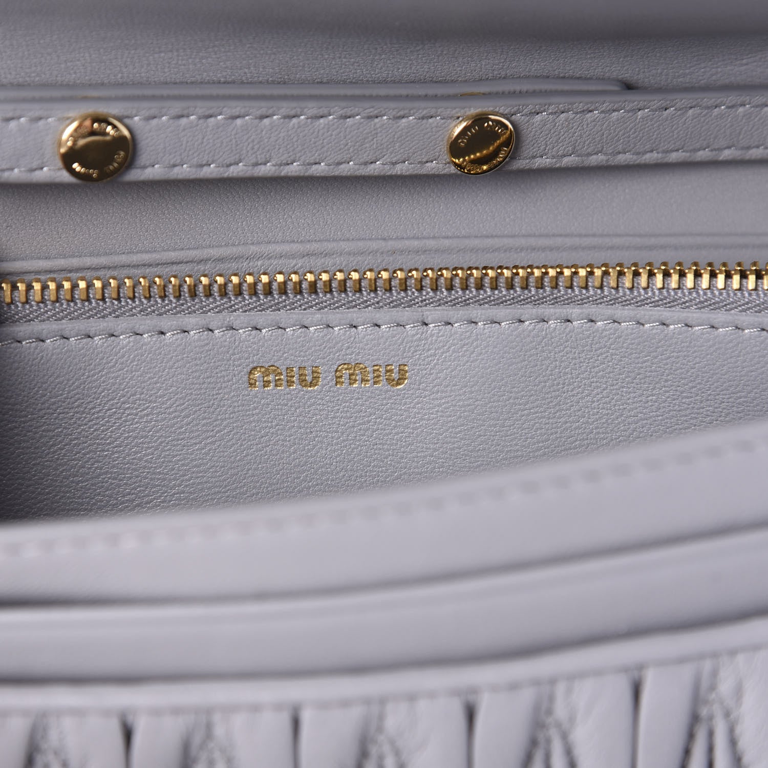 Miu Miu Nappa Matelasse Wallet On Chain Marmo 8 of 11