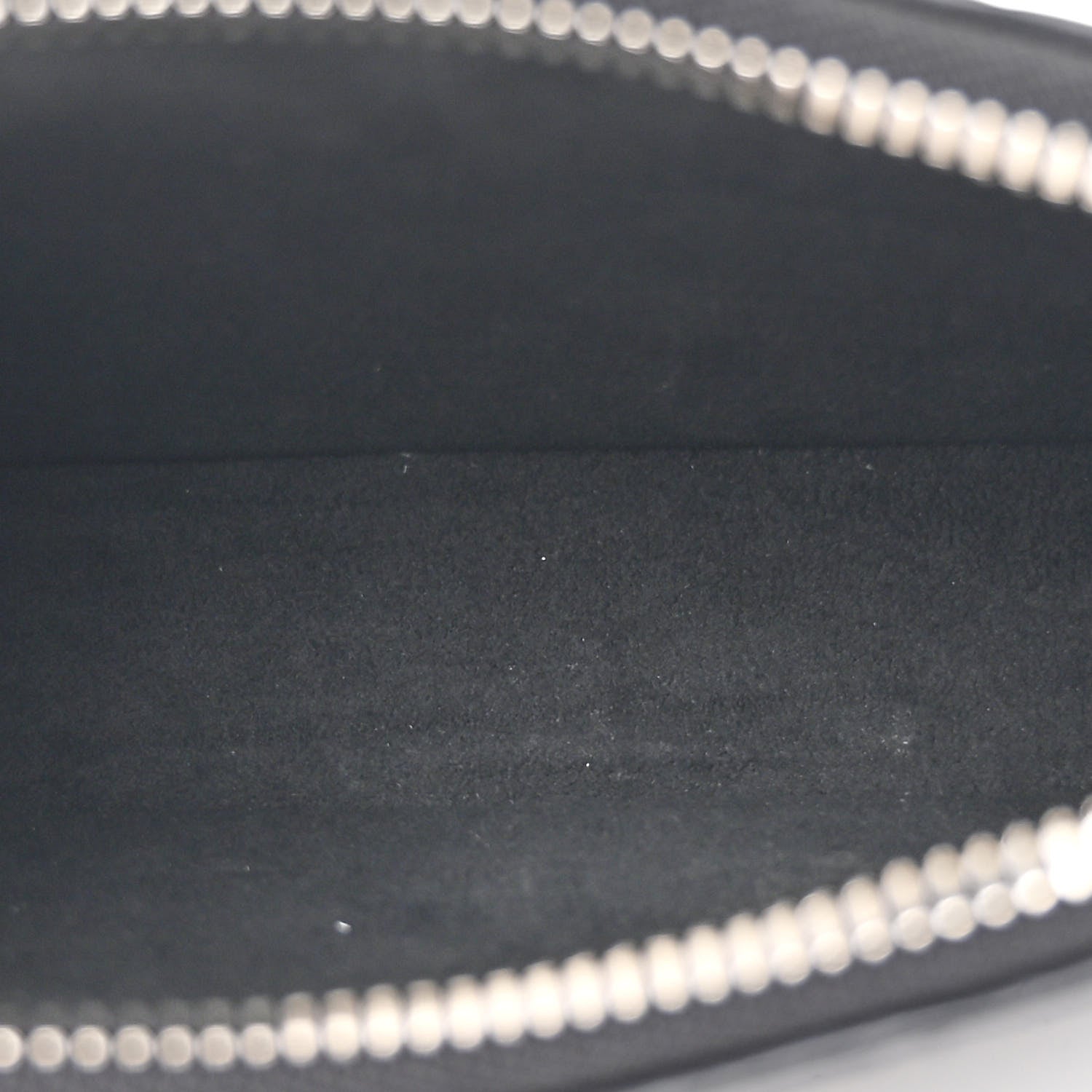 Louis Vuitton Epi Easy Pouch On Strap Black 5 of 10