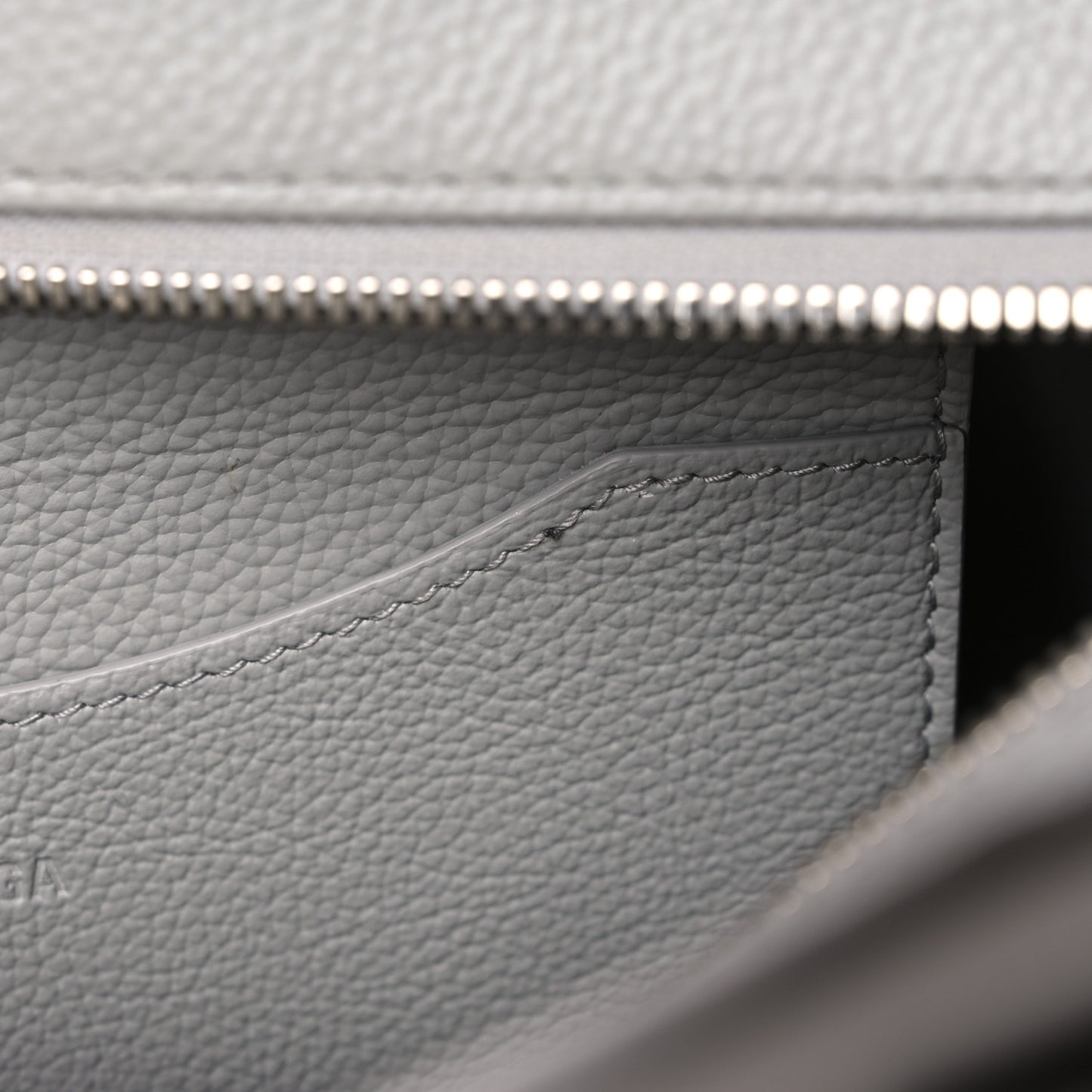Grained Calfskin Neo Classic Silver Hardware S City Dove Grey