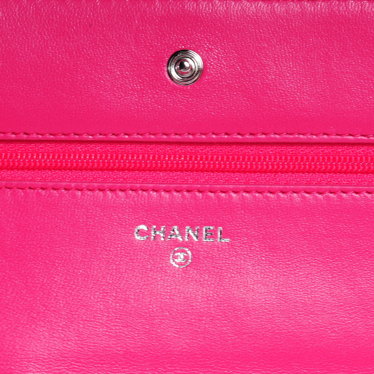 Lambskin Wallet On Chain WOC Dark Pink