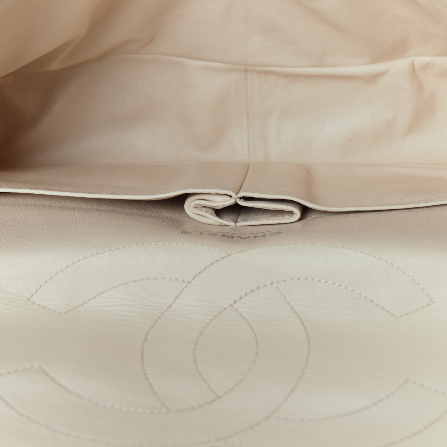 Aged Calfskin Quilted 2.55 Reissue 227 Flap Light Beige