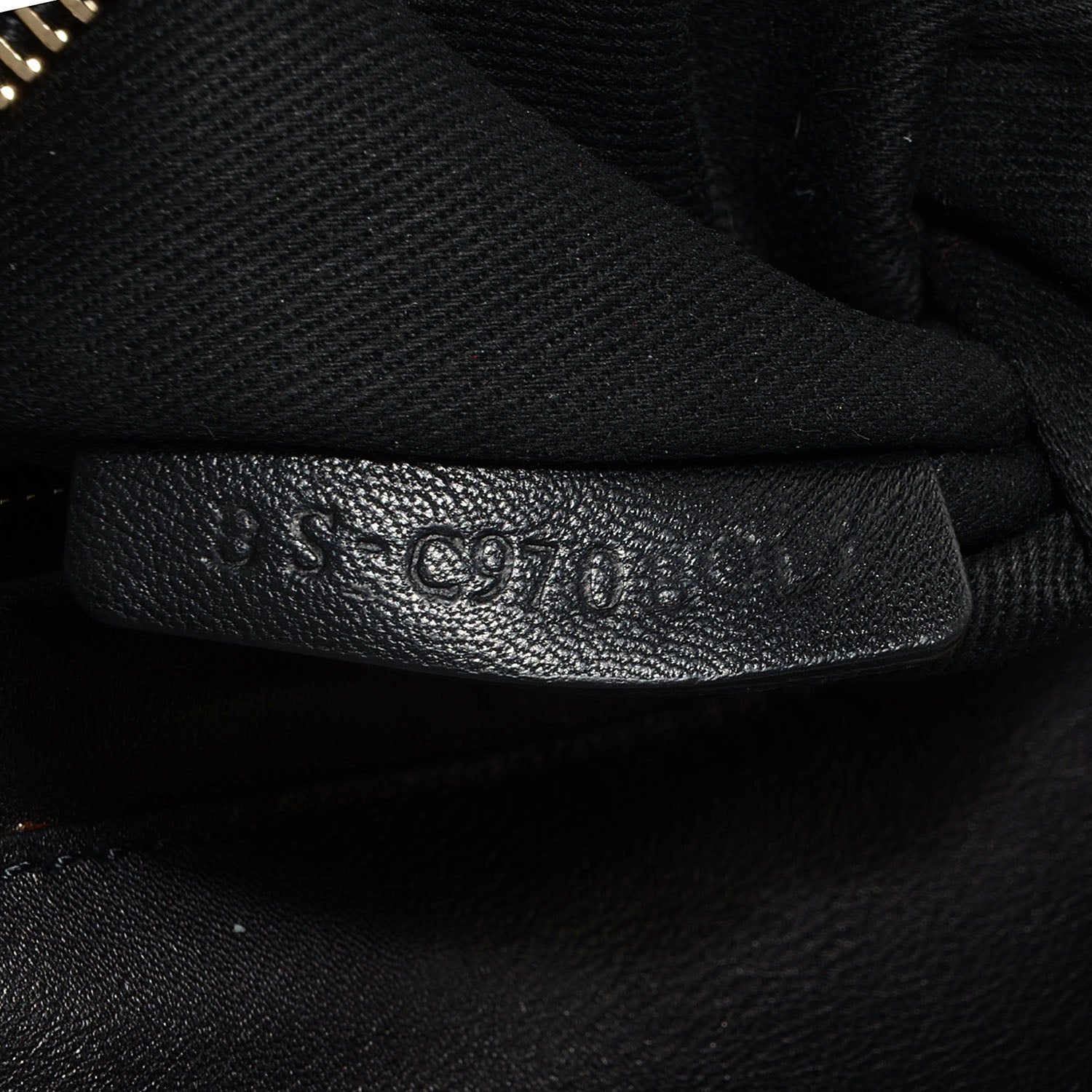 Valentino Garavani Vitello Medium Rockstud Tote Black 7 of 10