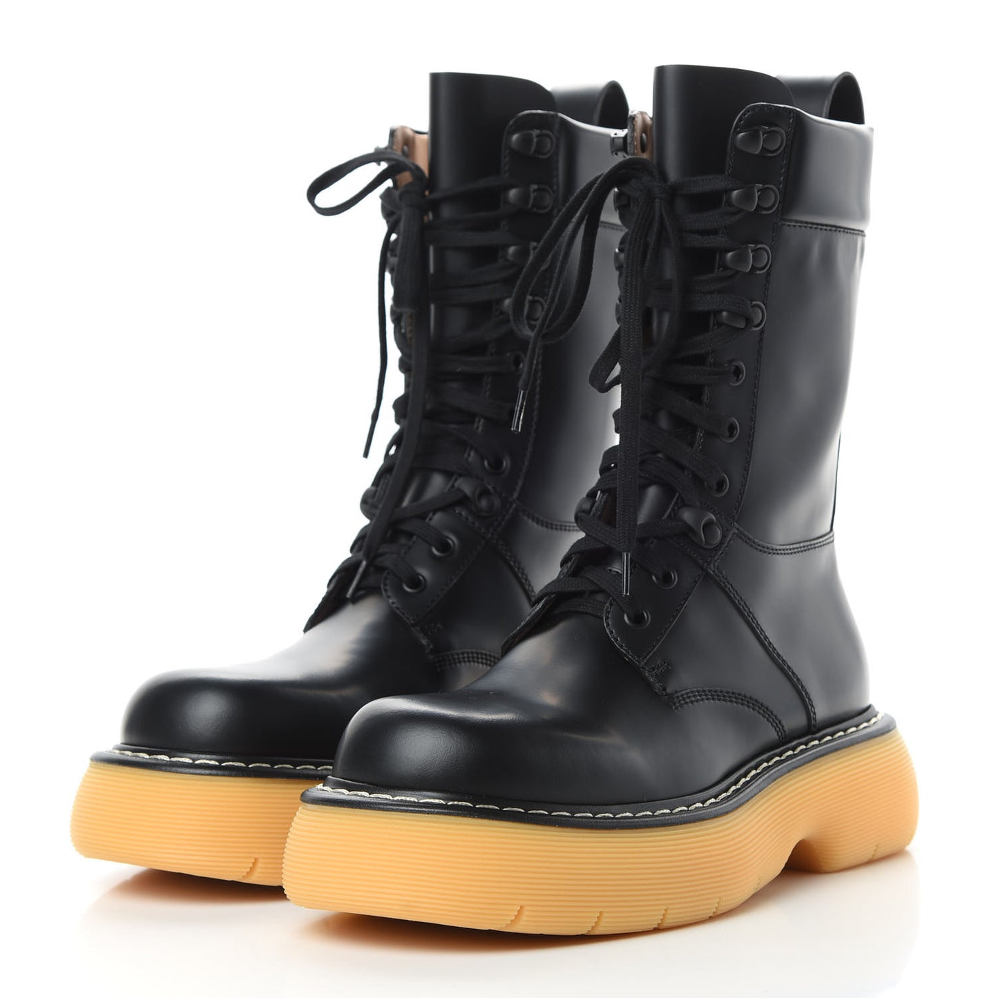 Calfskin The Swell Lace Up Boots 38 Black Natural Rubber