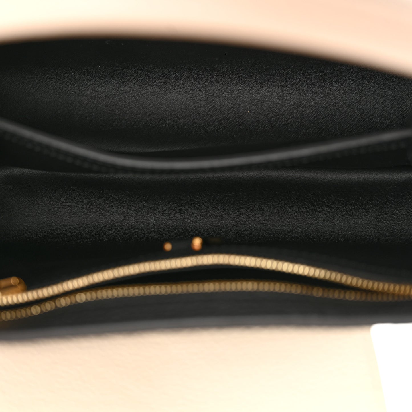 Taurillon Flower Chain Capucines MM Black Galet Gray Pearly Cream
