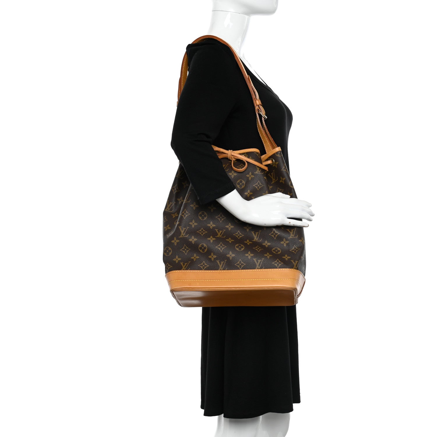 Louis Vuitton Monogram Noe 2 of 13