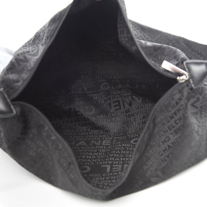 Chanel Vinyl XL Coco Cabas Black 20 of 32