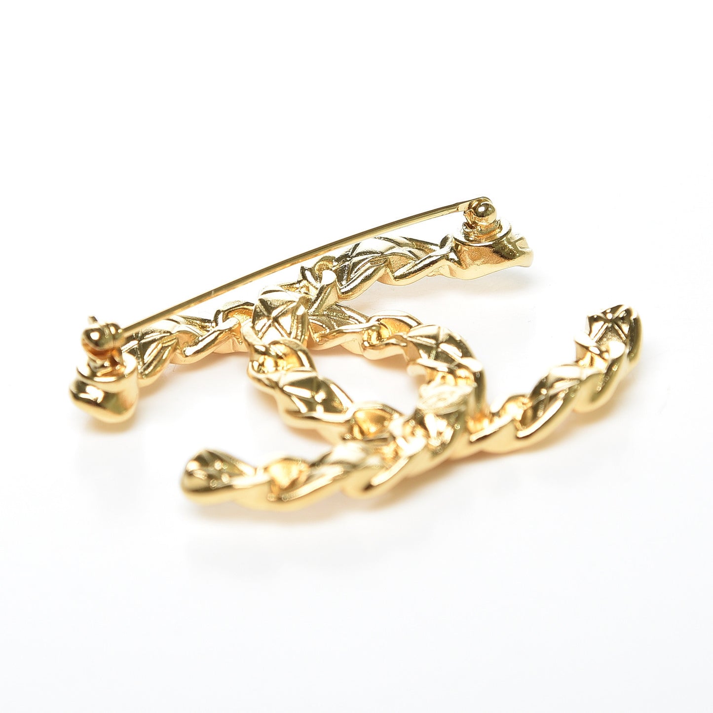 Quilted CC Brooch Gold