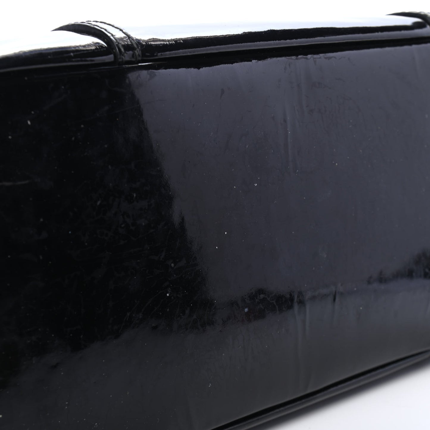 Vernice Vitello Escape Tote Black