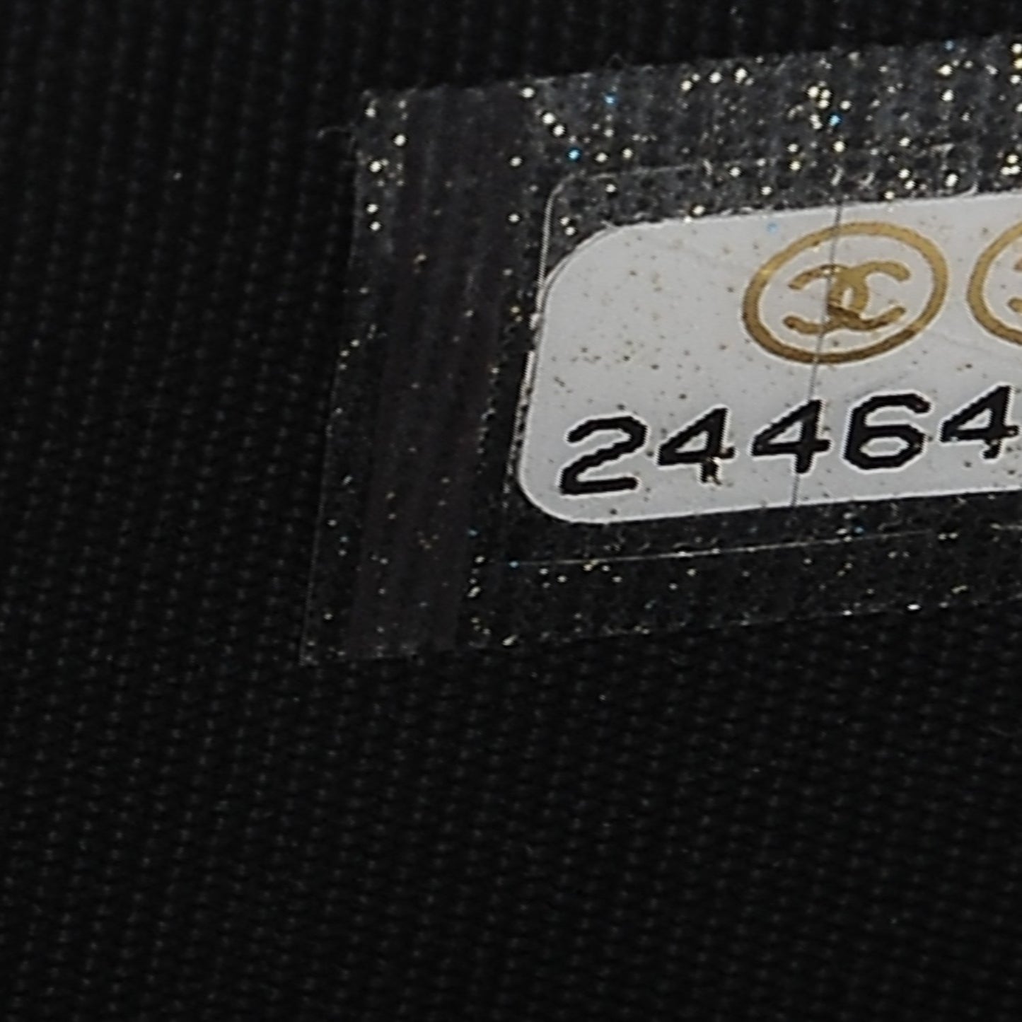 Caviar Quilted Golden Class Wallet On Chain WOC Black