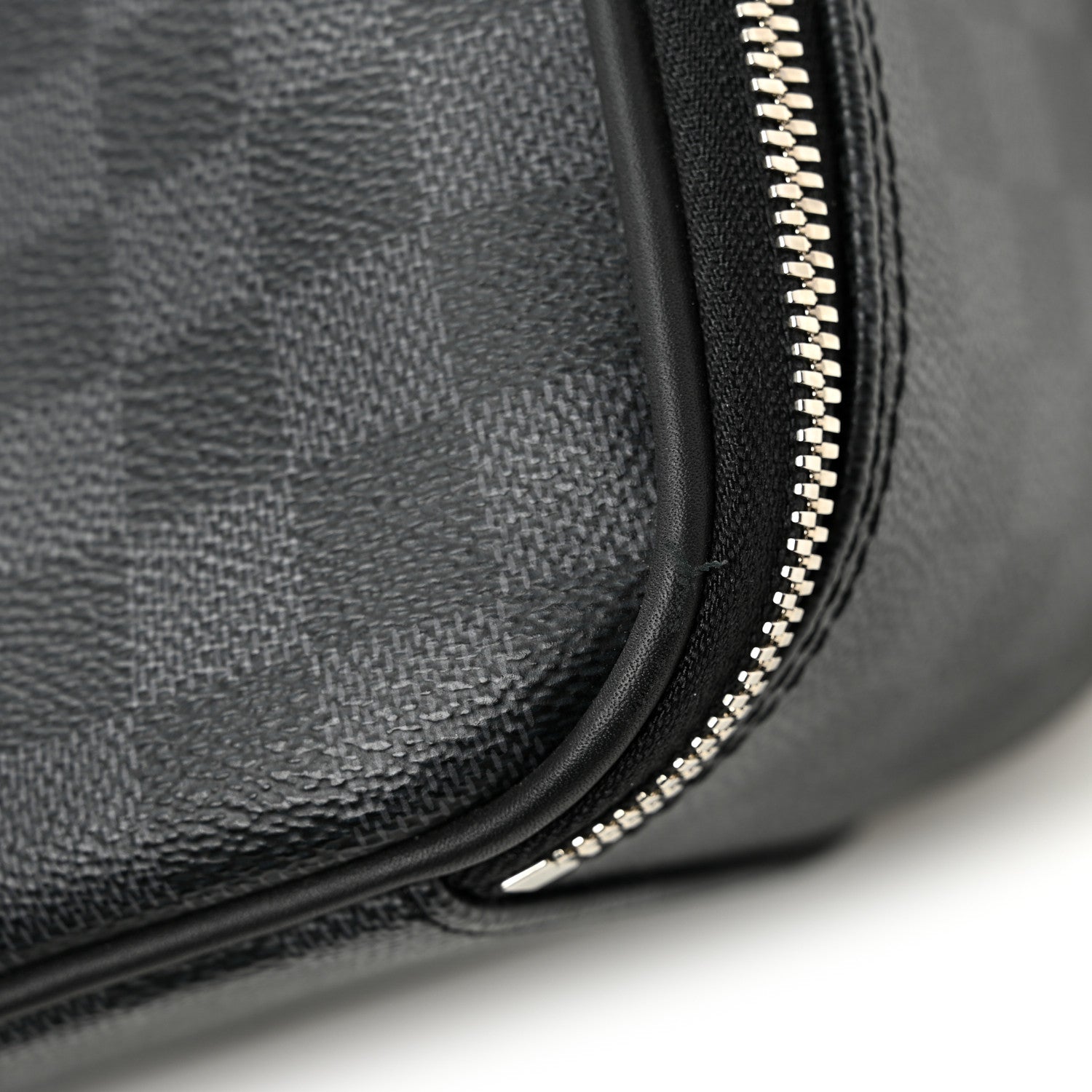 LOUIS VUITTON Michael Backpack Nv2 Graphite Damier Graphite