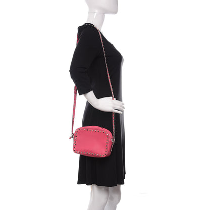 Valentino Garavani Pebbled Calfskin Rockstud Camera Crossbody Bag Peony 2 of 9