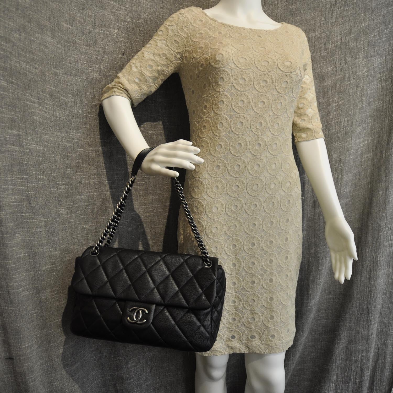 Chanel Caviar Quilted Flap Bag Black 2 of 9