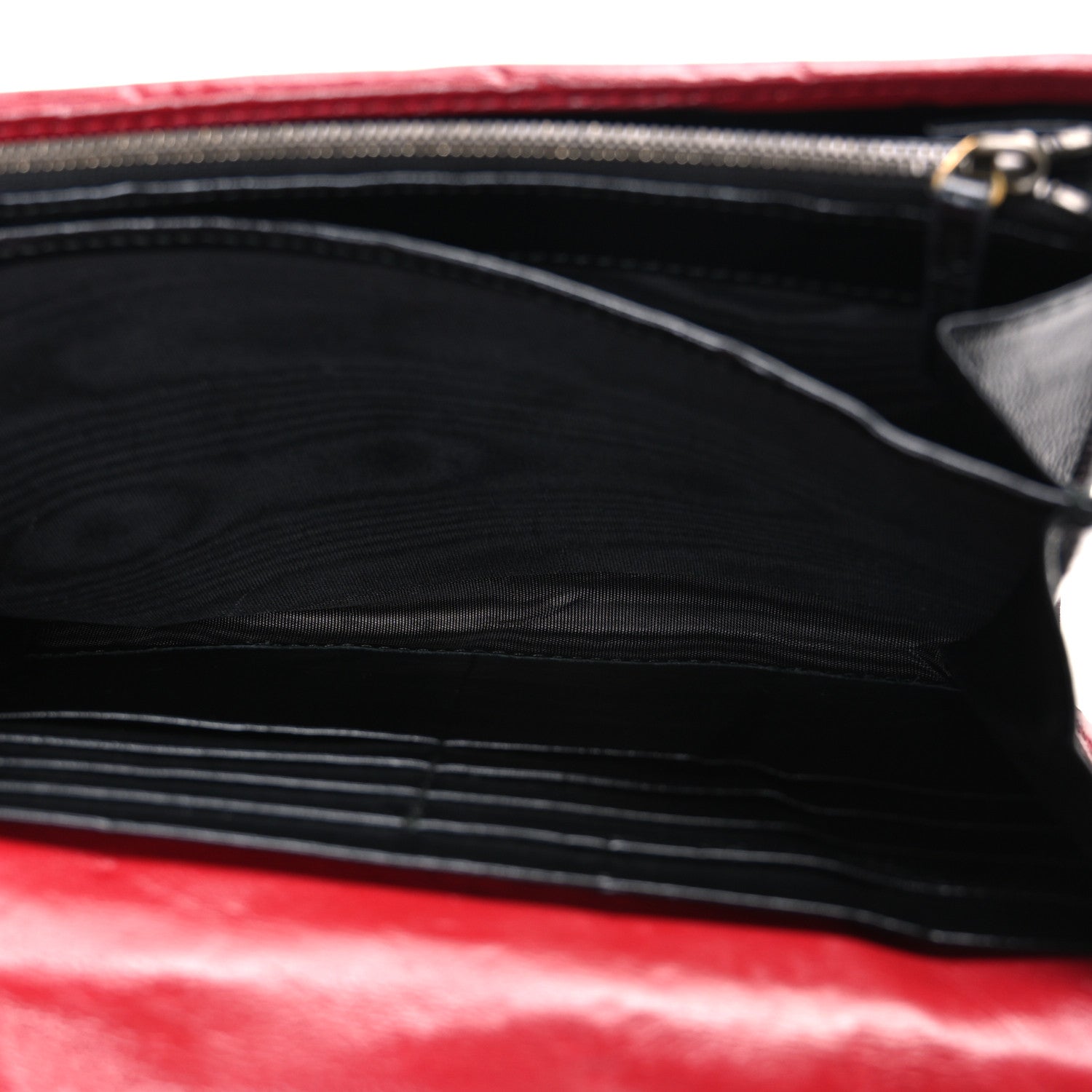 Gucci Vintage Effect Calfskin Matelasse Diagonal Torchon GG Marmont Chain Wallet Black Romantic Cherry 5 of 10