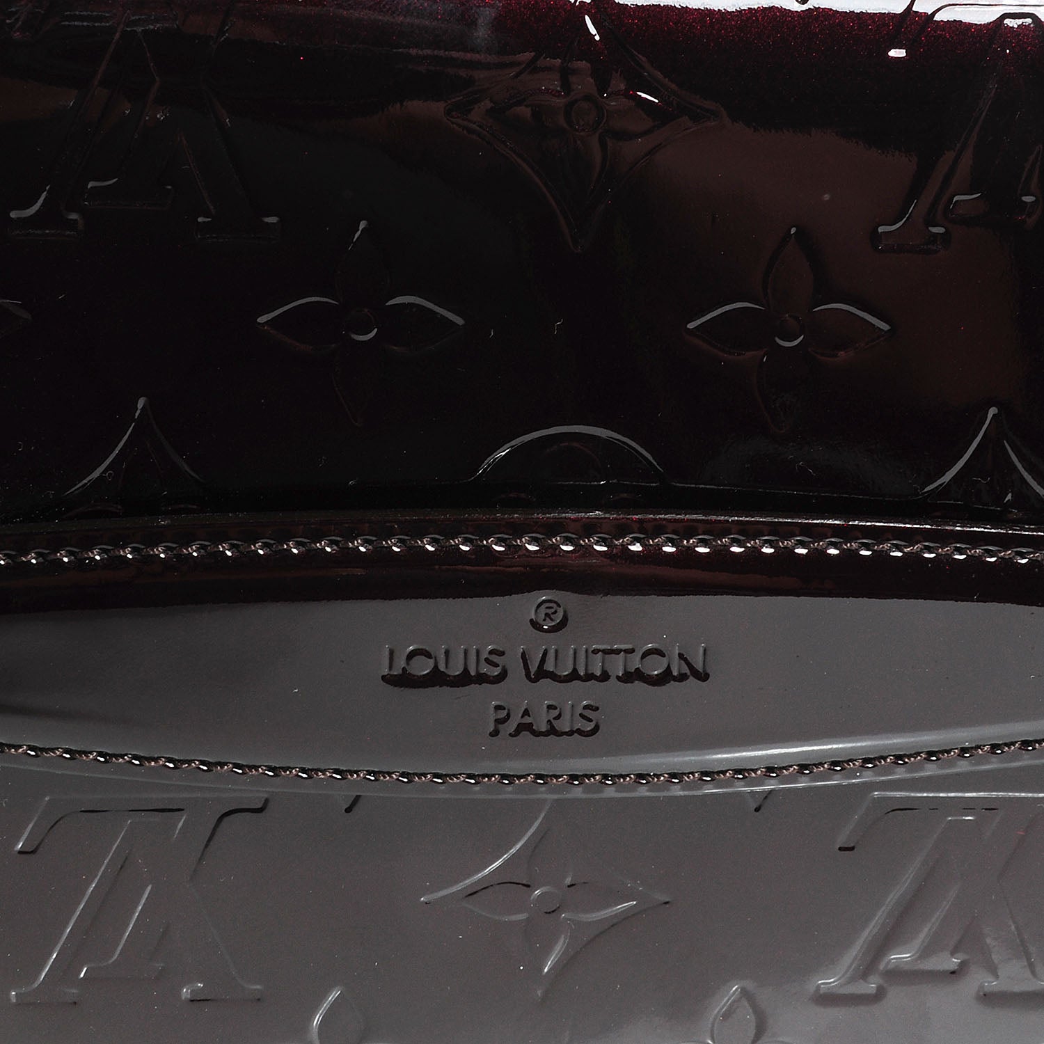 Louis Vuitton Vernis Robertson Clutch Amarante 9 of 9