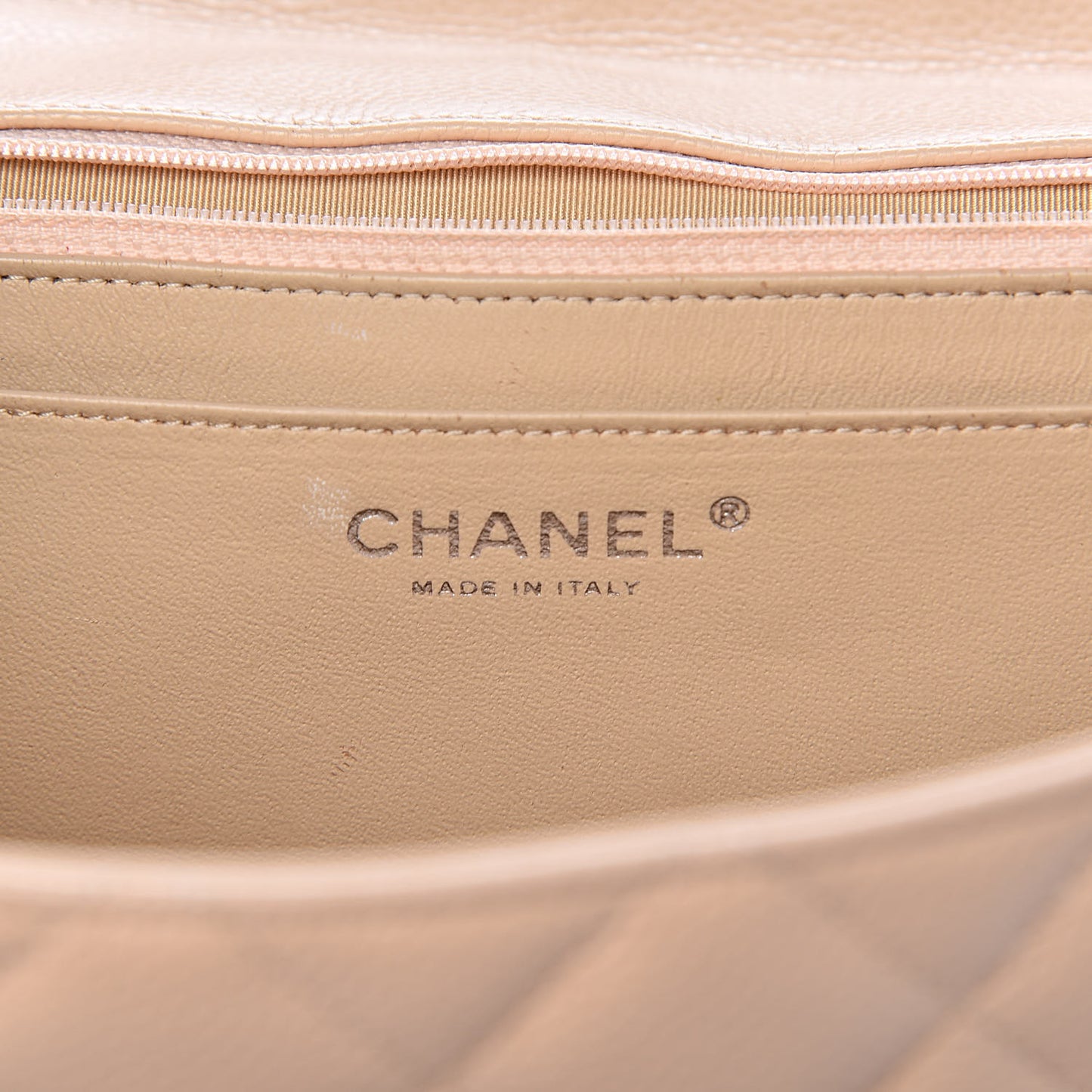 Caviar Quilted Jumbo Single Flap Beige Clair