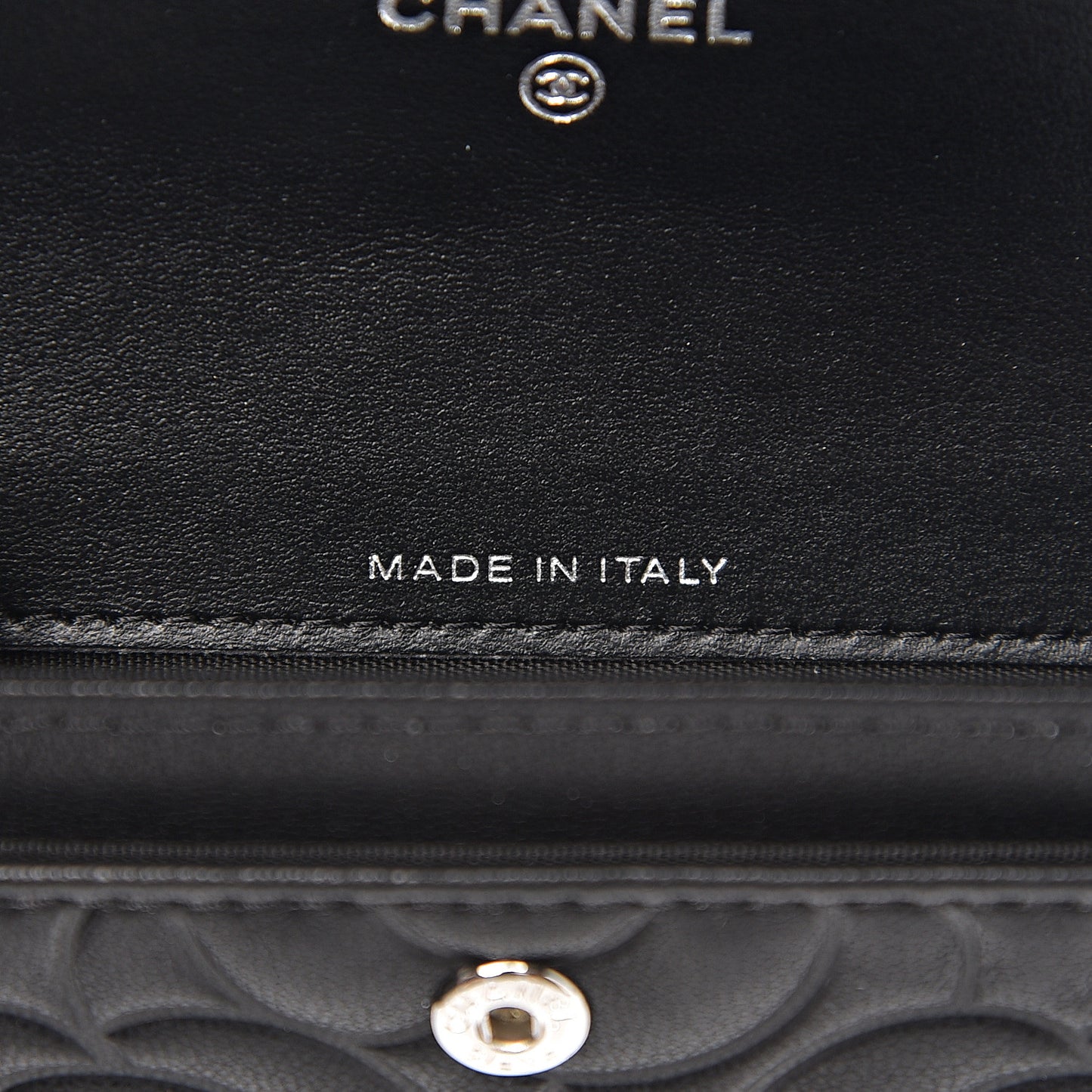Lambskin Camellia Embossed Card Holder Wallet Black