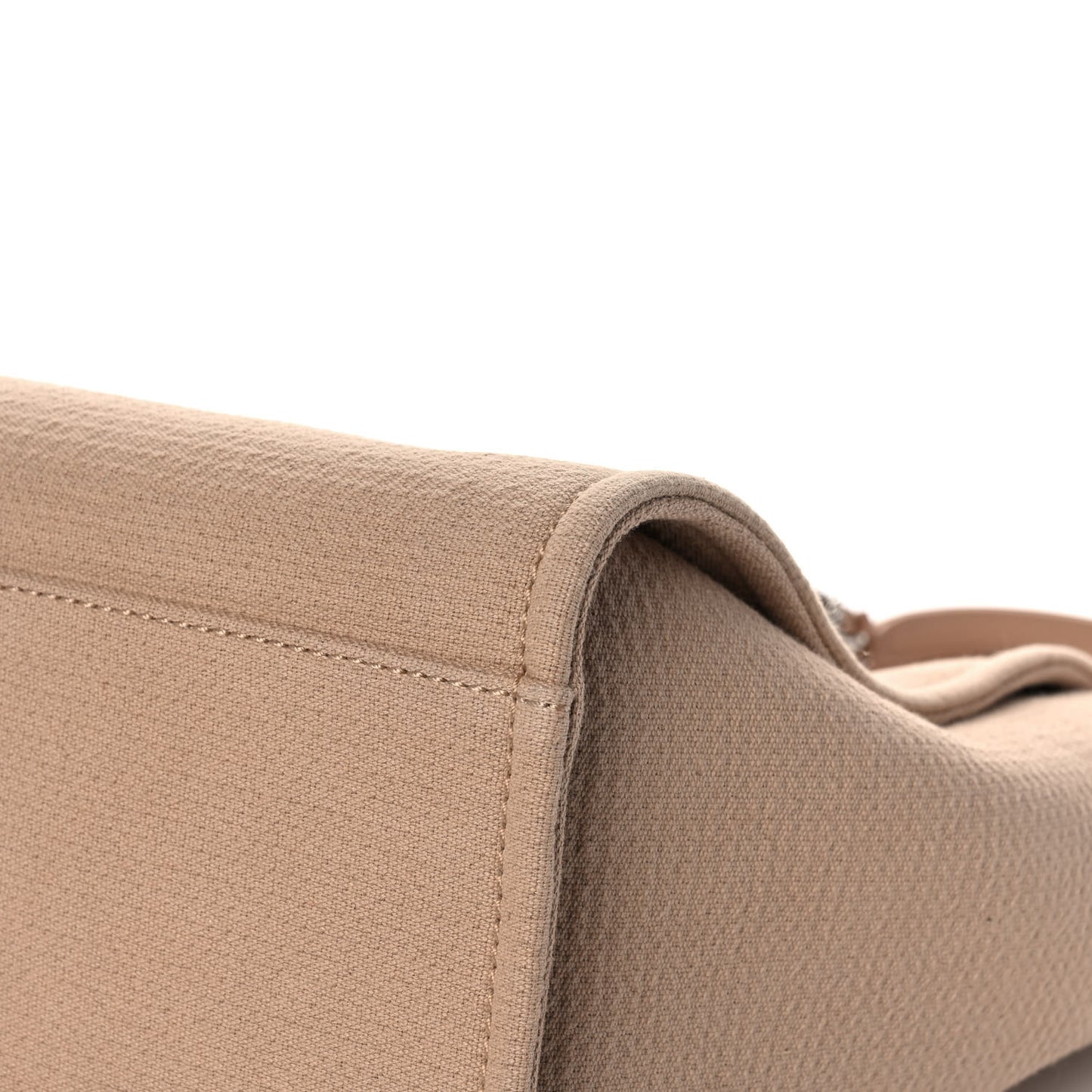 Mixed Fibers Medium Deauville Tote Beige