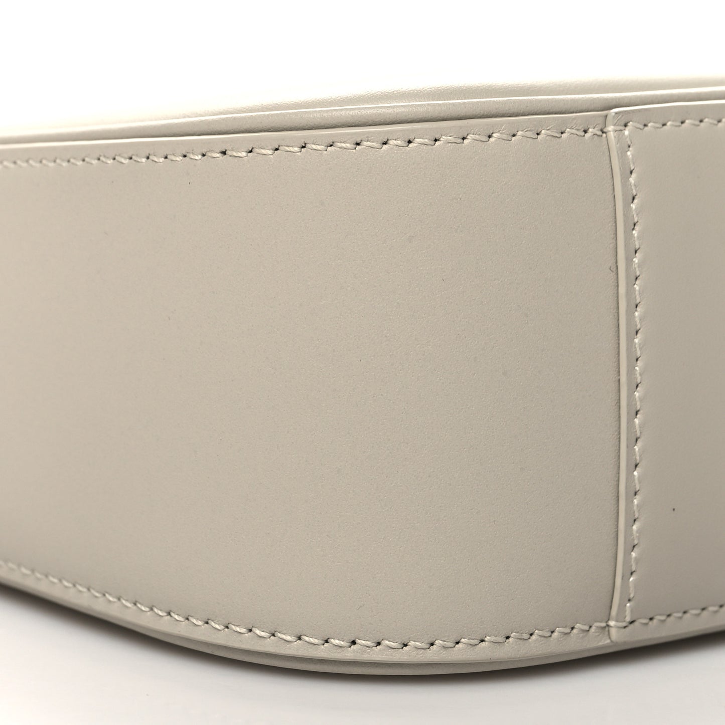 Smooth Calfskin Le 5 A 7 Hobo Crema Soft