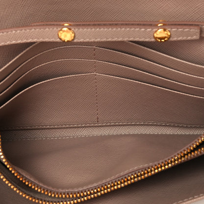 Prada Saffiano Metal Oro Chain Wallet Cammeo 4 of 4