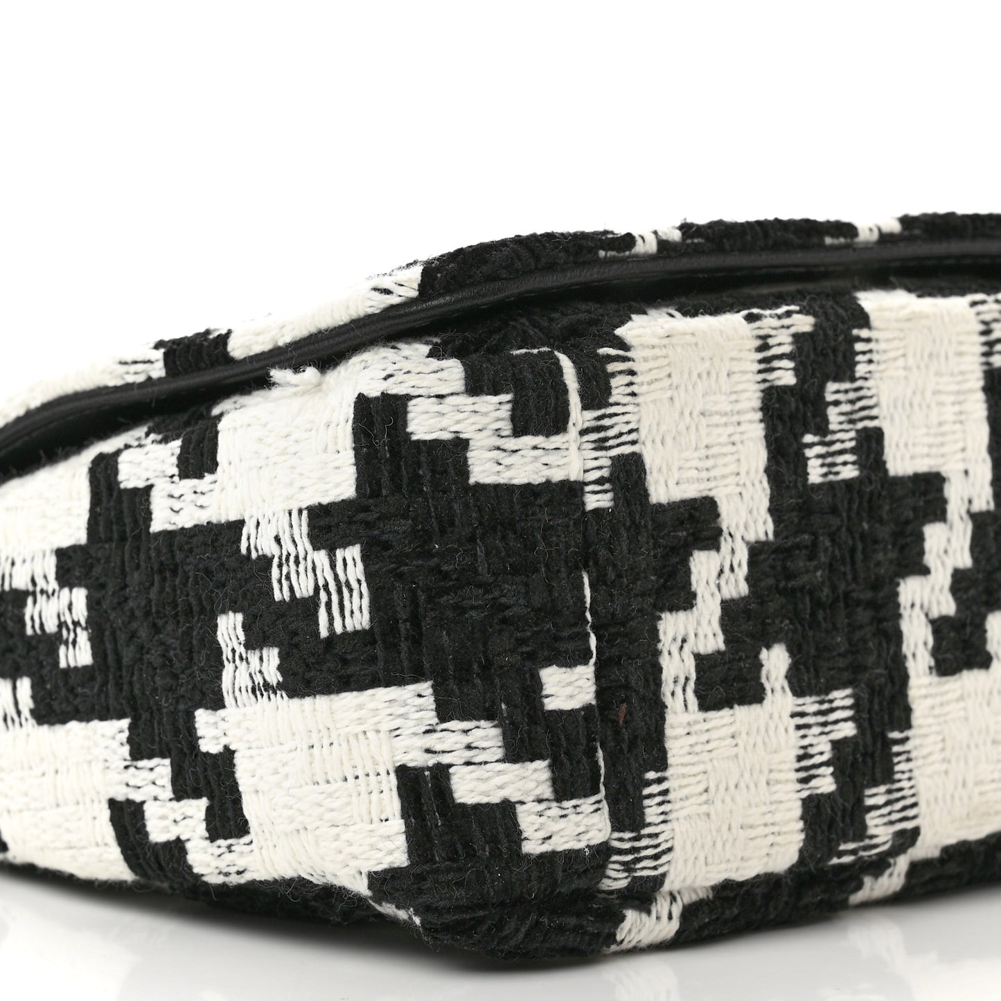 Tweed Macro Houndstooth Small Caro Bag Black White