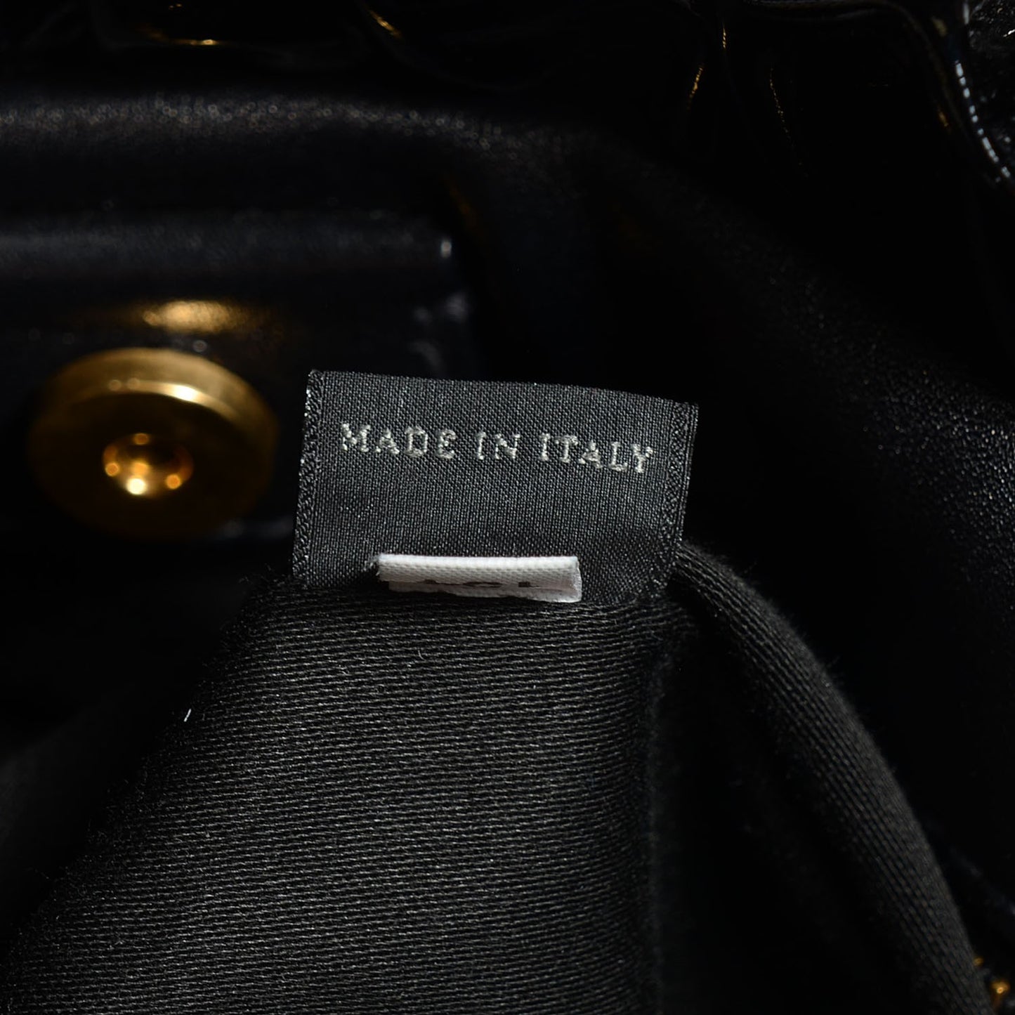 Vernice Patent Gathered Tote Black