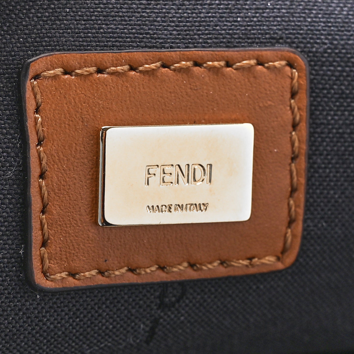Vitello King Logo Embossed Large Flat Pouch Cuoio