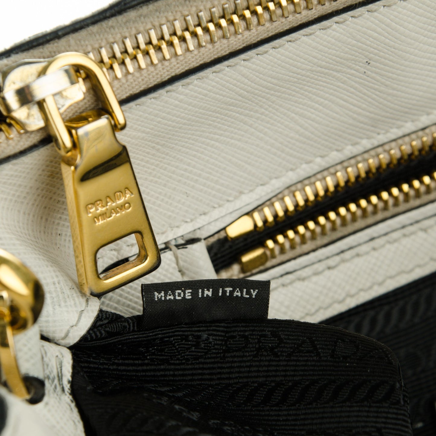 Saffiano Lux Colorblock Medium Galleria Double Zip Tote Black Talco