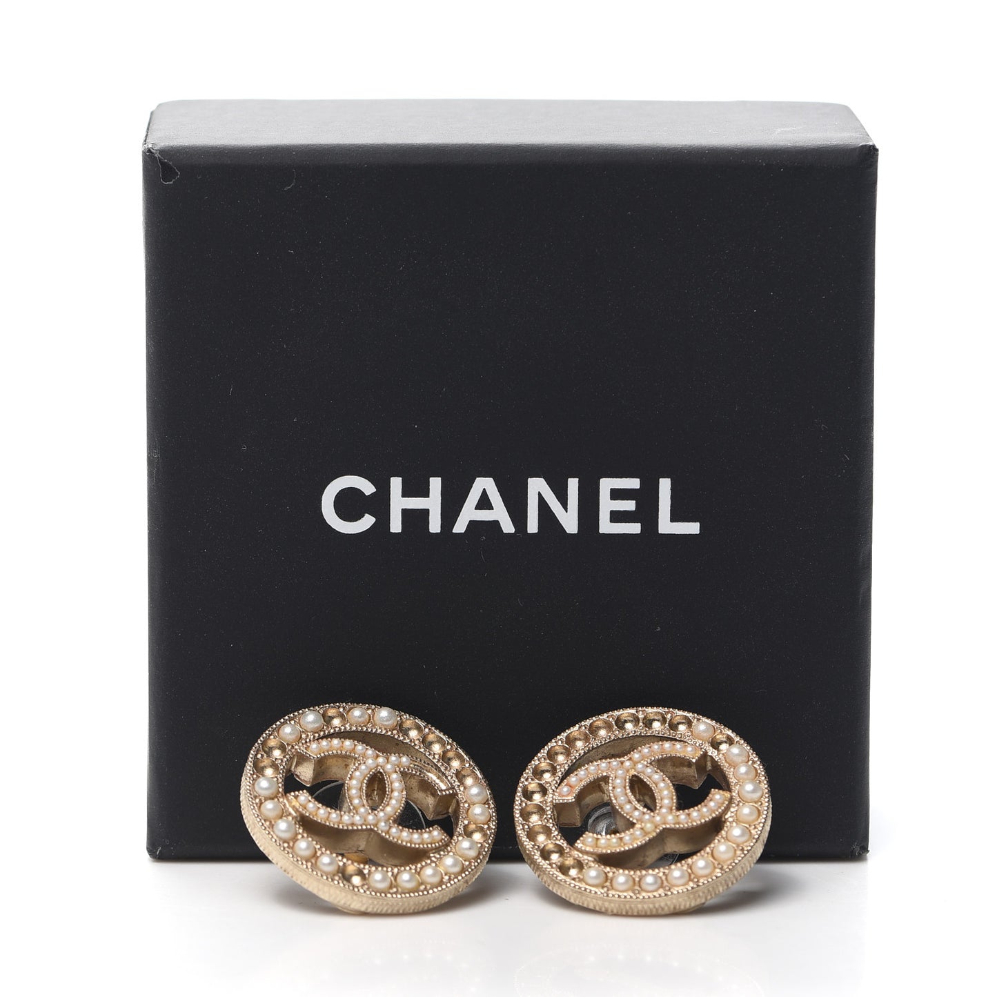 Pearl CC Round Earrings Gold