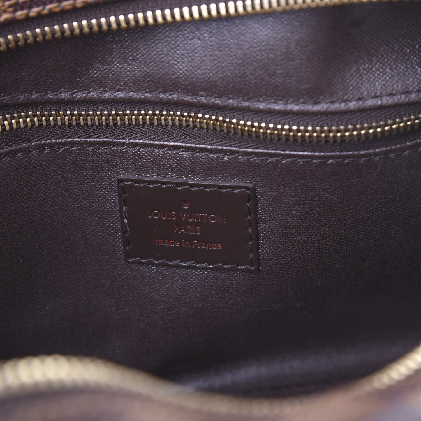 Damier Ebene Toiletry Bag 25