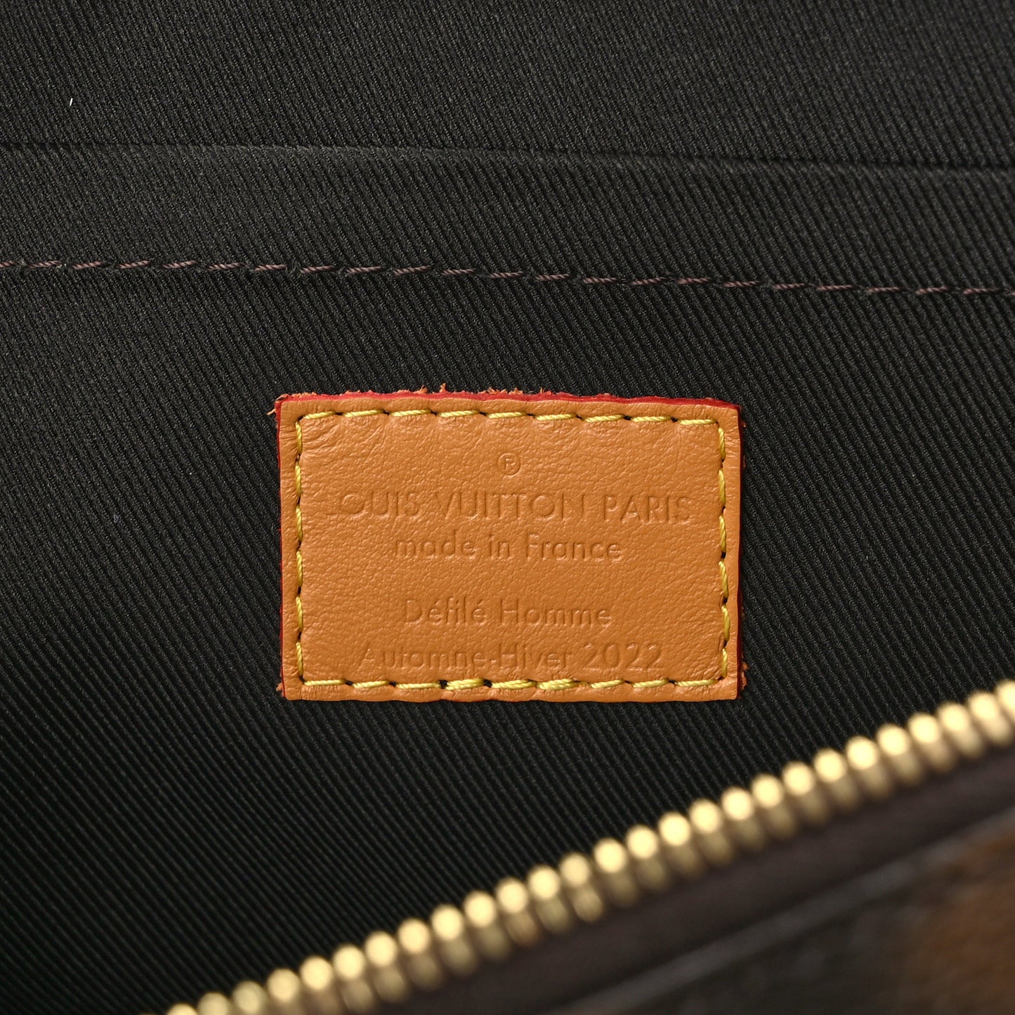 Monogram Blurry Soft Trunk Messenger