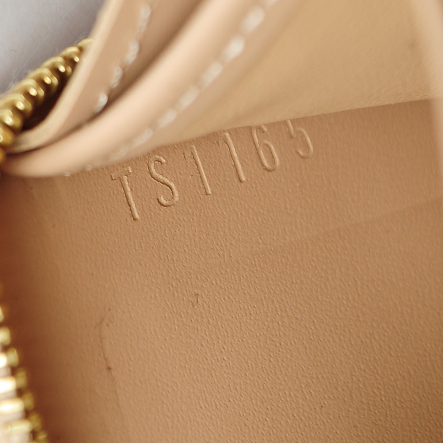 Vernis Zippy Coin Purse Dune