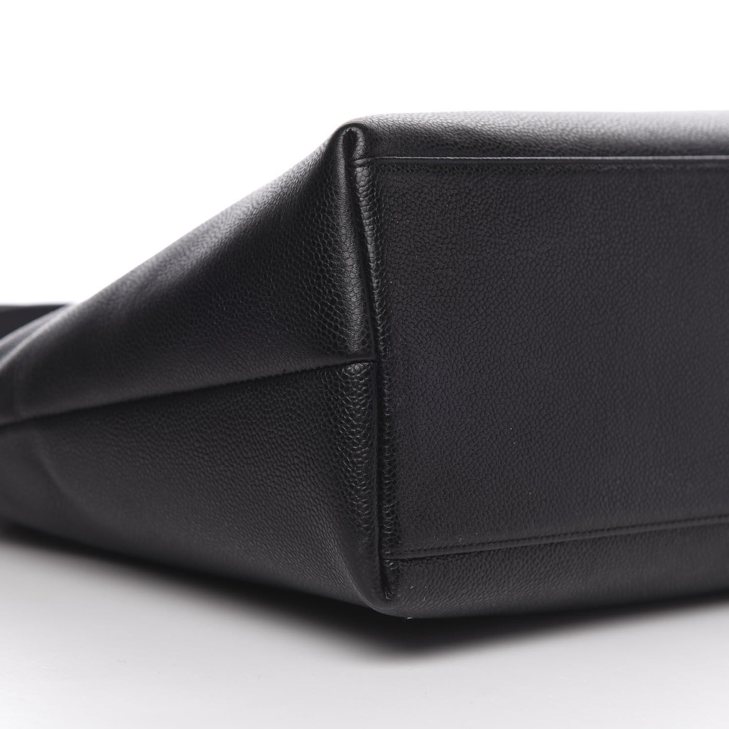 Caviar Large CC Shoulder Bag Black