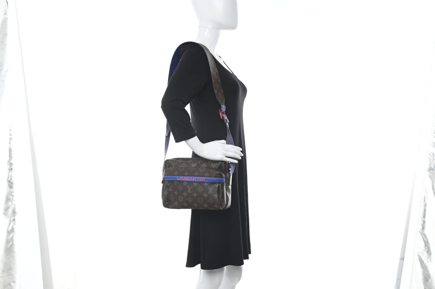 Monogram Outdoor Messenger PM