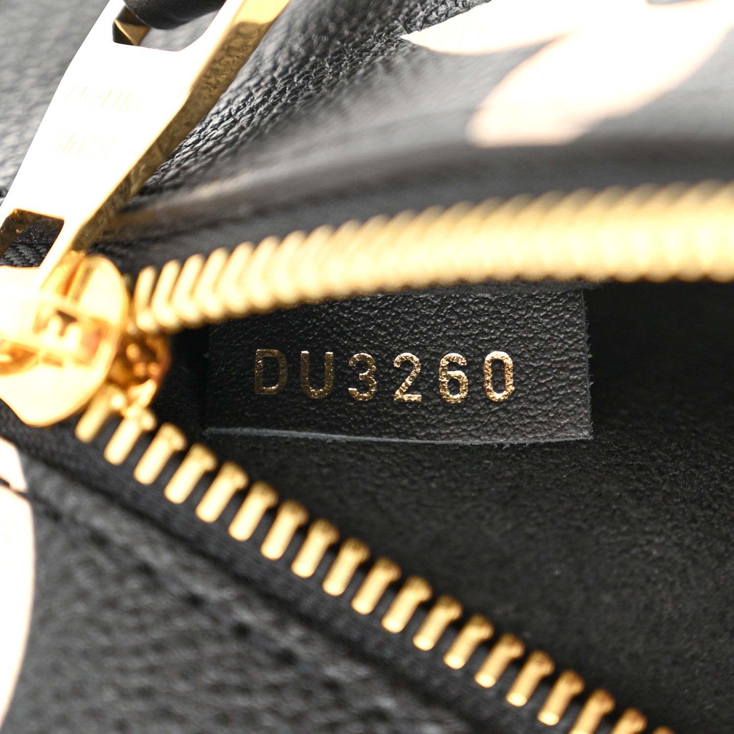 Louis Vuitton Empreinte Monogram Giant Crafty Pochette Metis Black Creme 7 of 10