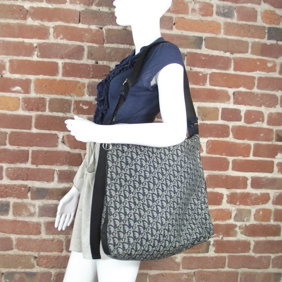 Monogram Messenger